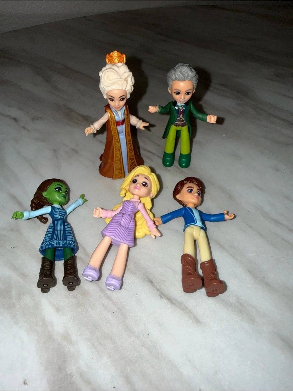 Polly pocket Wicked cast
